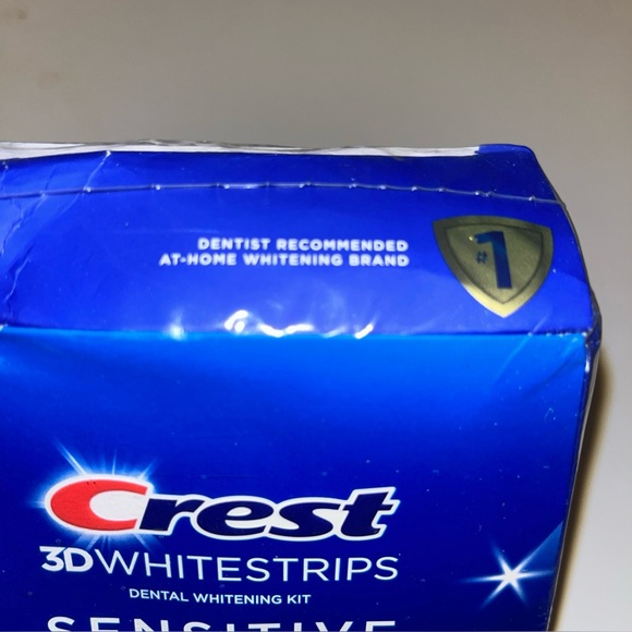 Crest 3DWhitestrips Sensitive + LED Light At-Home Teeth Whitening Kit Sealed Box - Picture 7 of 8